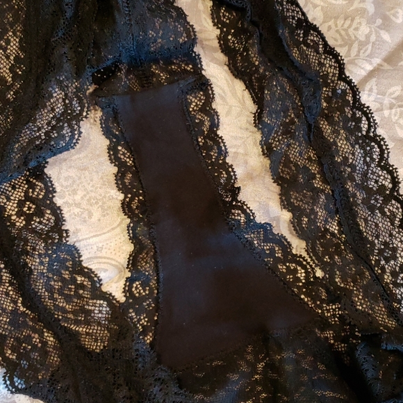 AERIE black lace thongs New Lg - Picture 3 of 3